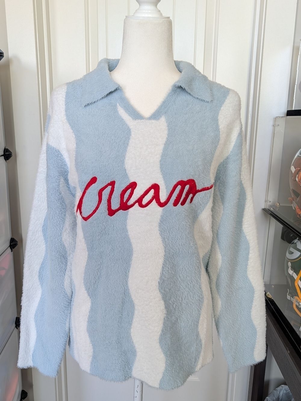 Cream Womens Blue White Red Wavey Soft Knit Collared Top Size Small - Picture 3 of 9